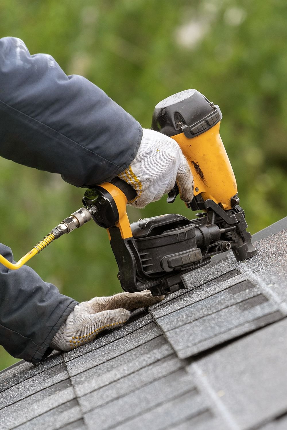 igns Your Roof Needs to Be Replaced
